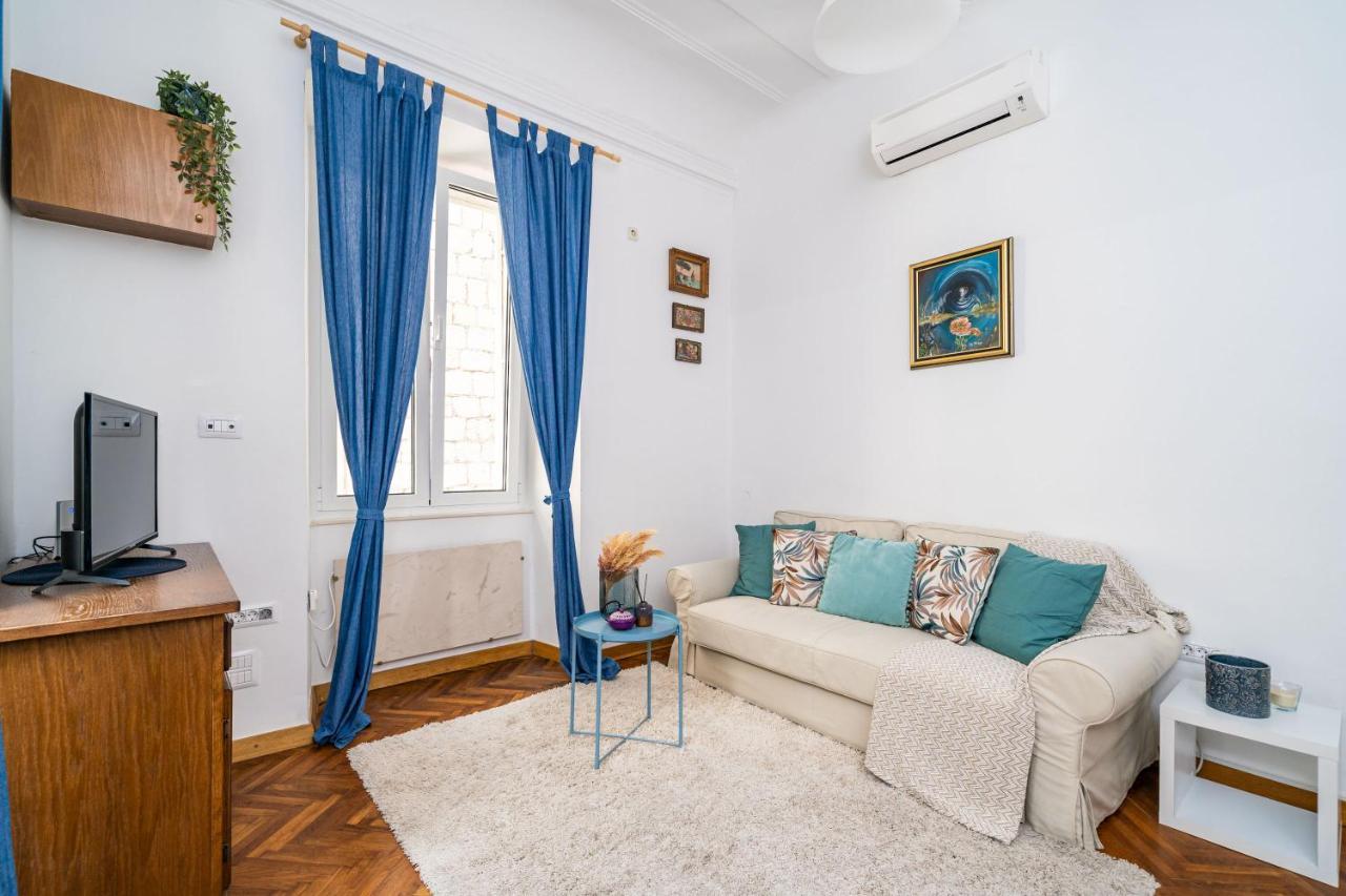 Laus I , In Old Town Apartman *