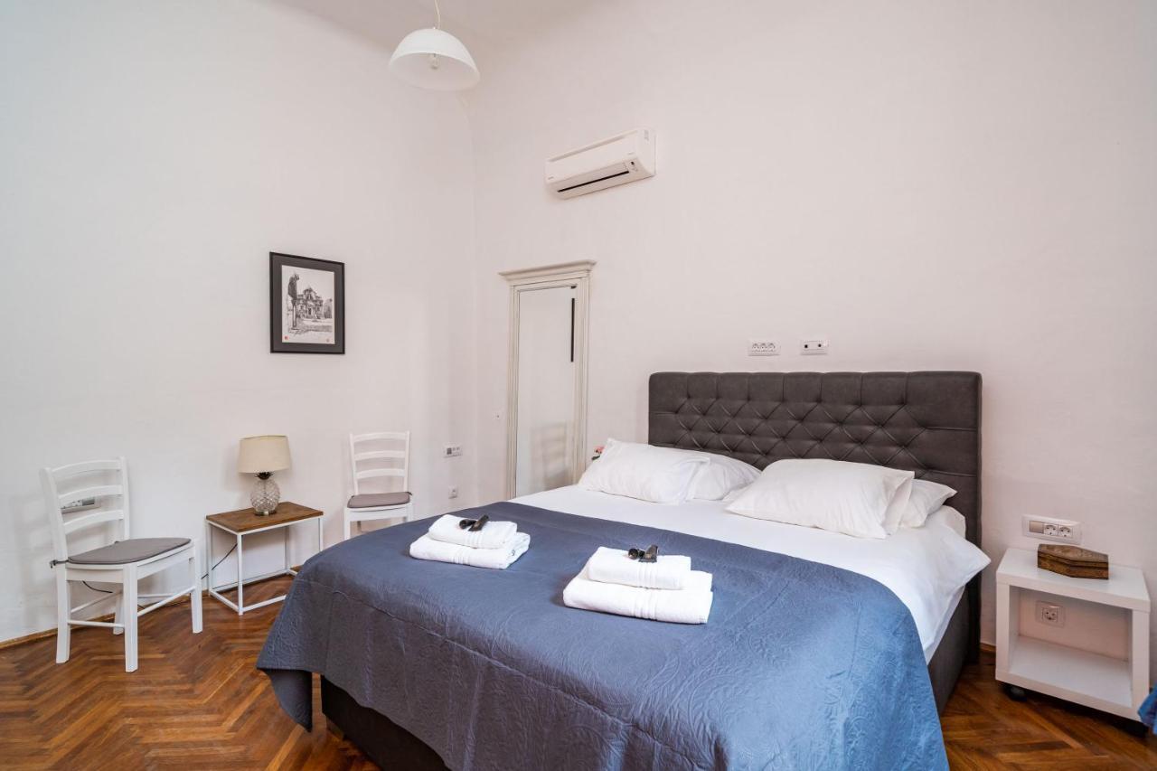 Apartman Laus I , In Old Town